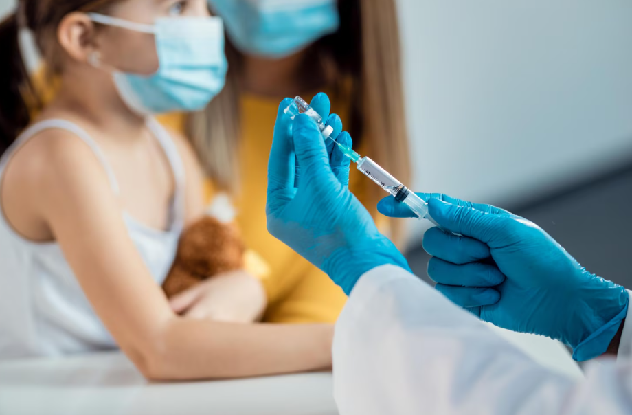 Первые шаги к защите: почему важно не откладывать вакцинацию малыша